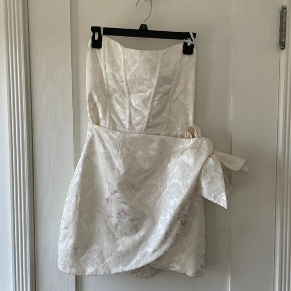 V CHAPMAN NASTURTIUM DRESS (10) - Picture 1 of 4